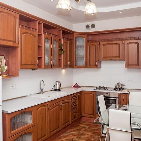 Dorosh Apartamet Appartement Lviv Buitenkant foto