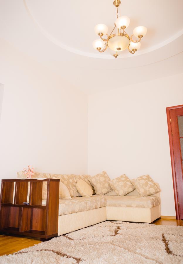 Dorosh Apartamet Appartement Lviv Buitenkant foto