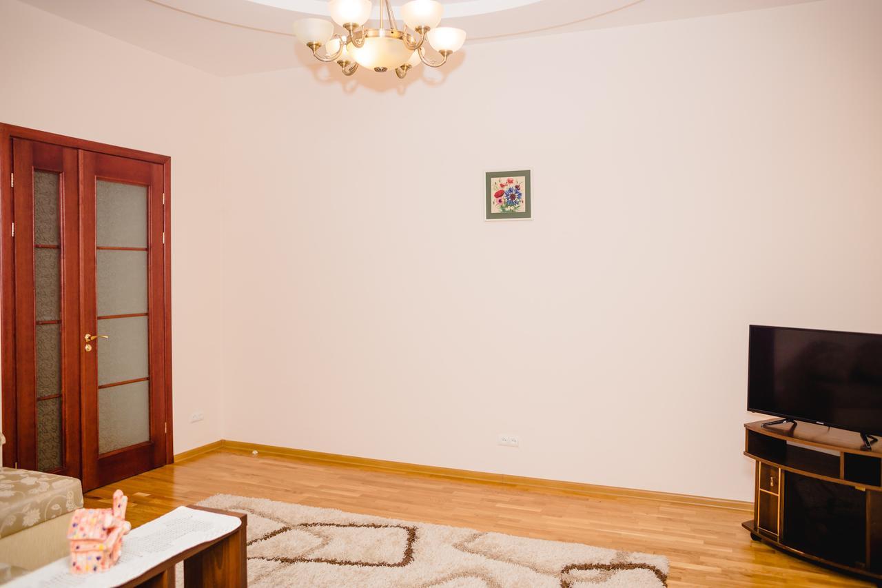 Dorosh Apartamet Appartement Lviv Buitenkant foto